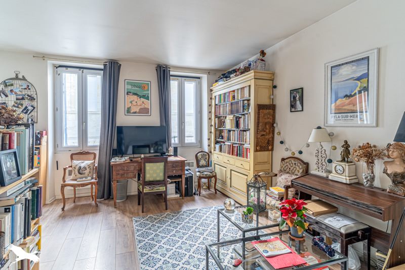 Vente Appartement BORDEAUX - 2 pièces -36 m² - (33000)