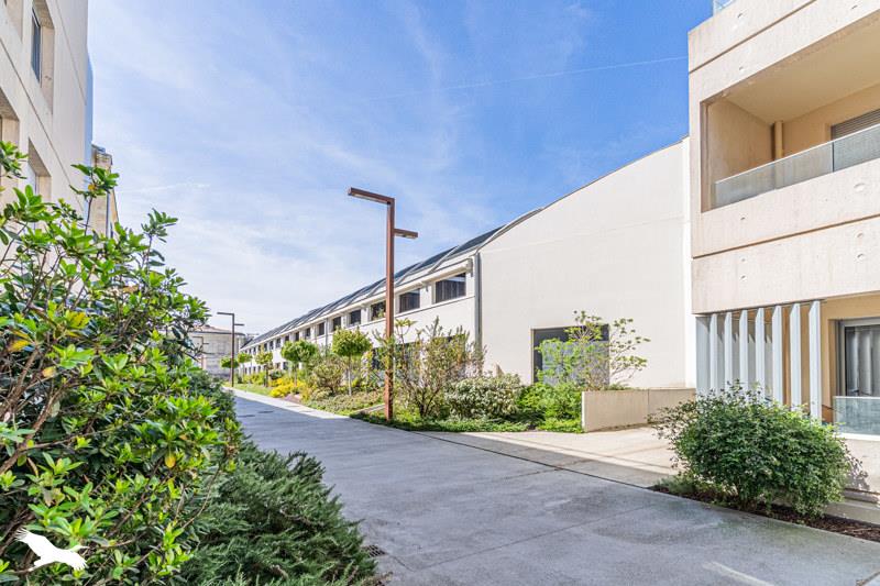 Vente Appartement BORDEAUX - 4 pièces -83,5 m² - (33000)