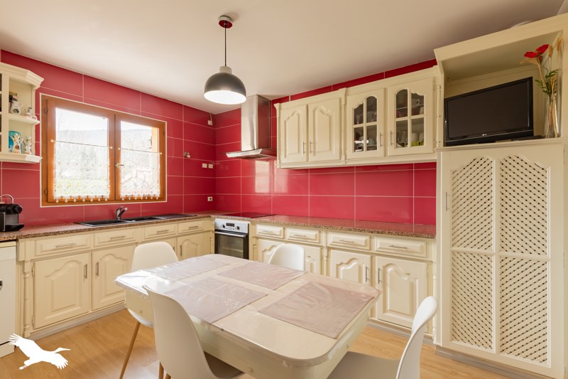 Maison  - 5 pièces    - 91 m² - FERRIERES SUR ARIEGE (09)