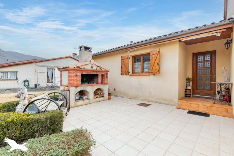 Maison  - 5 pièces    - 91 m² - FERRIERES SUR ARIEGE (09)