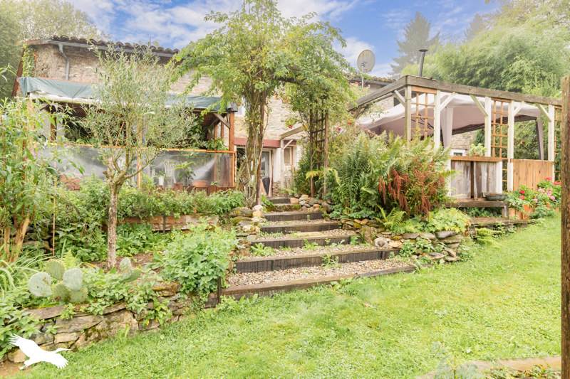 Maison  - 5 pièces    - 235 m² - ALZEN (09)