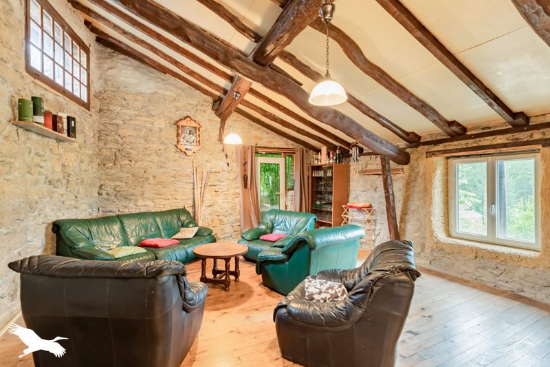 Maison  - 5 pièces    - 235 m² - ALZEN (09)