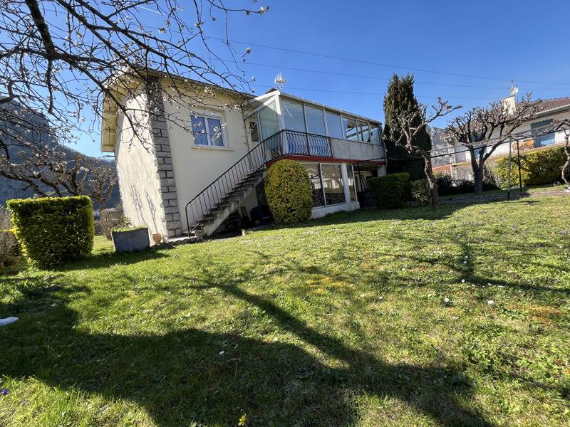 Vente Maison QUIE - 6 pièces -75 m² - (09400)