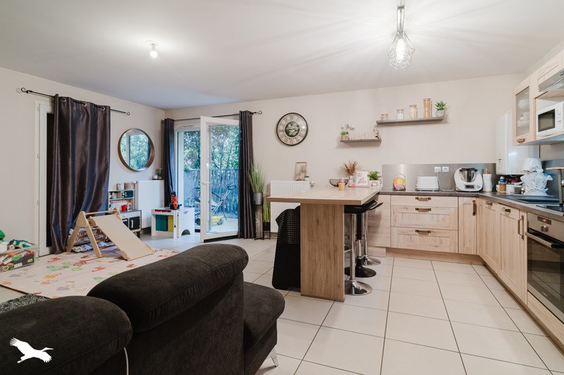 Vente Appartement GENAS - 3 pièces -70 m² - (69740)