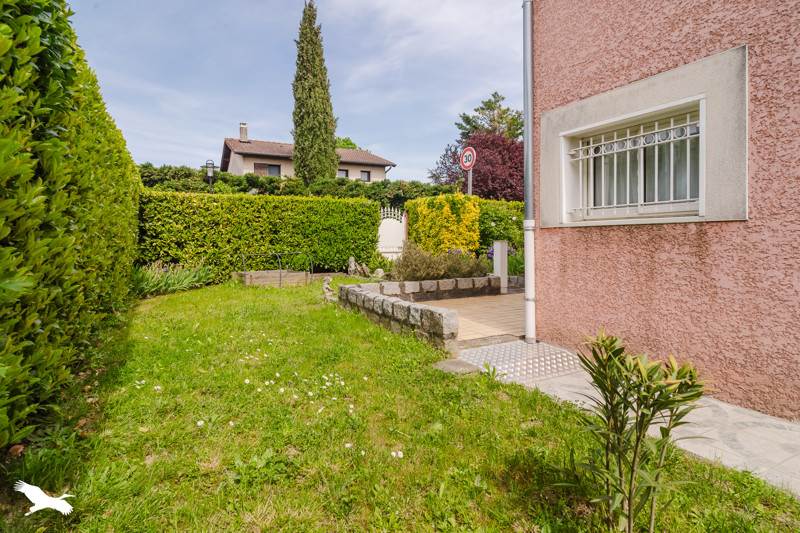 Vente Maison GENAS - 9 pièces -155 m² - (69740)