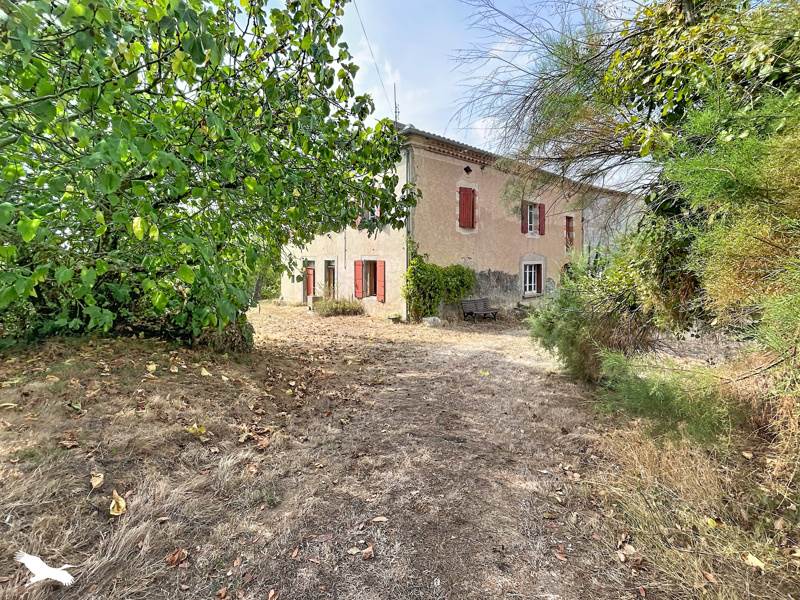 Maison 7 pièces 200 m² · à Graulhet · 200 m² · 145 000 €