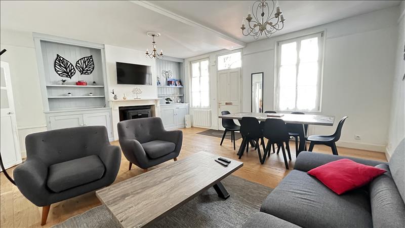 Vente Maison ST AIGNAN - 5 pièces -127 m² - (41110)