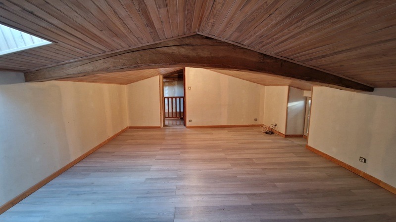 Vente Maison NOAILLAN - 5 pièces -151 m² - (33730)