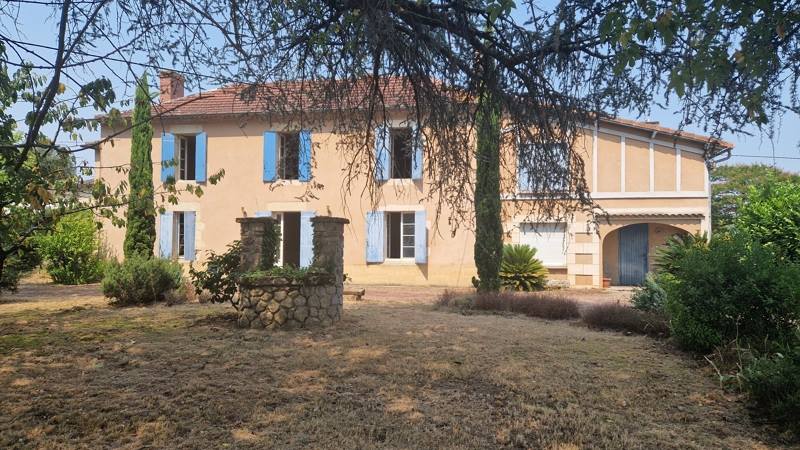 Vente Maison ST MARTIN DE SESCAS - 8 pièces -270 m² - (33490)