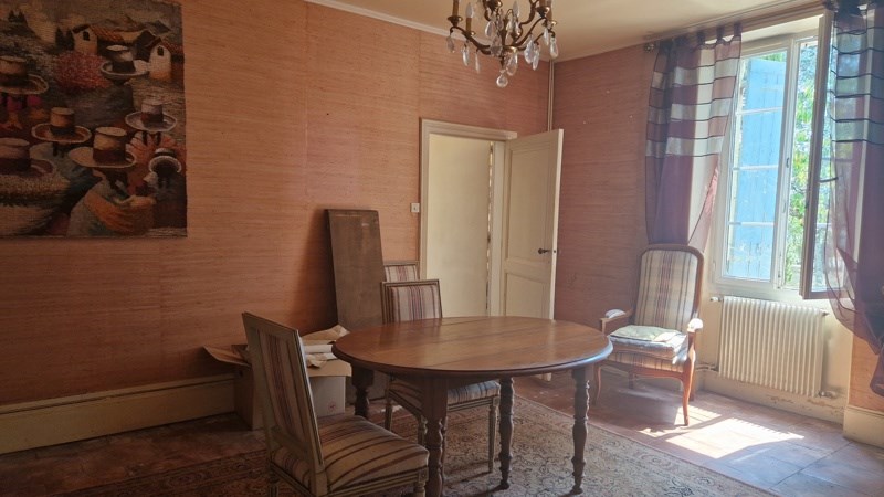 Vente Maison ST MARTIN DE SESCAS - 8 pièces -270 m² - (33490)