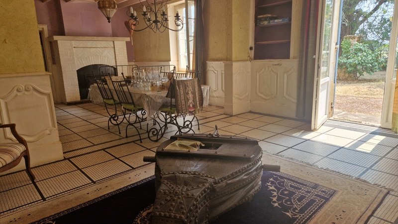Vente Maison ST MARTIN DE SESCAS - 8 pièces -270 m² - (33490)