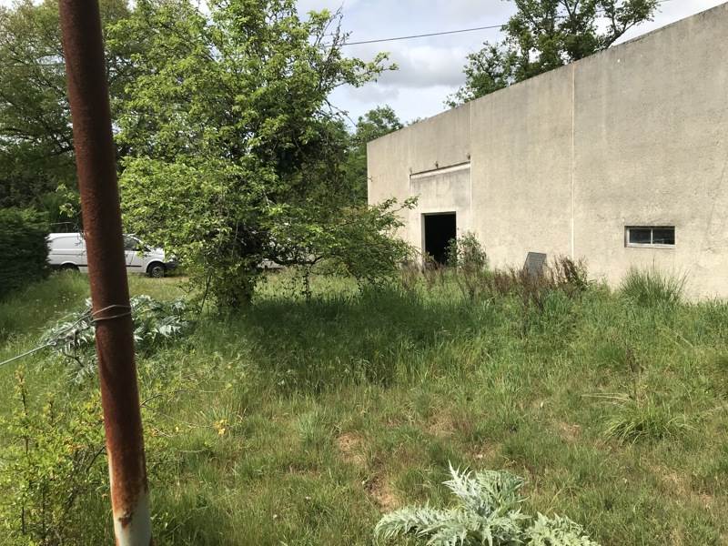 Vente Parking ST CAPRAIS DE BORDEAUX - -  300 m² - (33880)