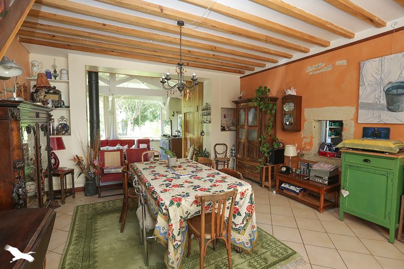 Vente Maison NOAILLAN - 8 pièces -260 m² - (33730)