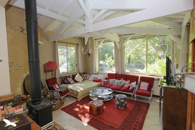 Vente Maison NOAILLAN - 8 pièces -260 m² - (33730)