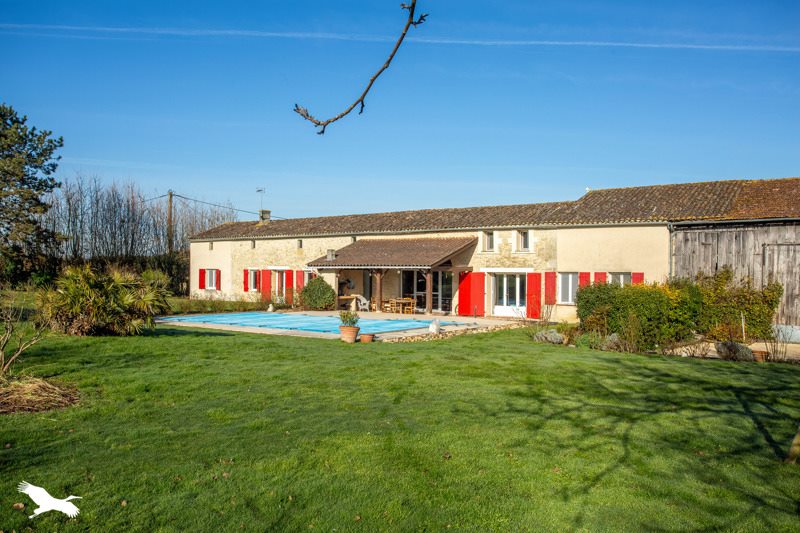 Vente Maison ST SULPICE DE GUILLERAGUES - 11 pièces -250 m² - (33580)