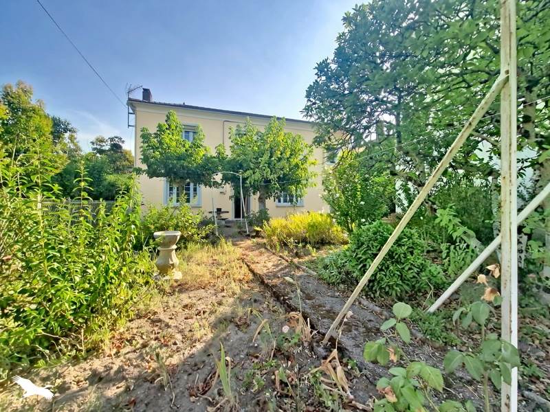 Maison 4 pièces 118 m² · à Lamothe-Landerron · 118 m² · 161 250 €