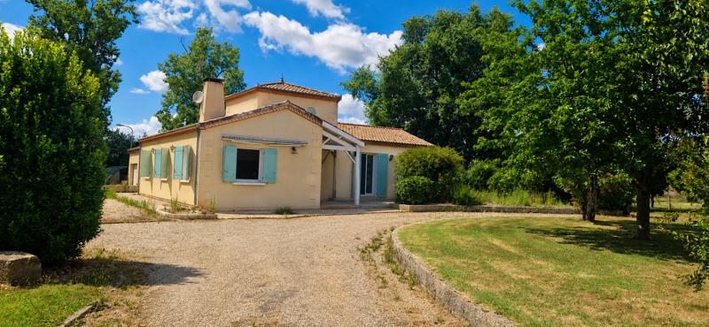 Vente Maison LAMOTHE LANDERRON - 5 pièces -149 m² - (33190)