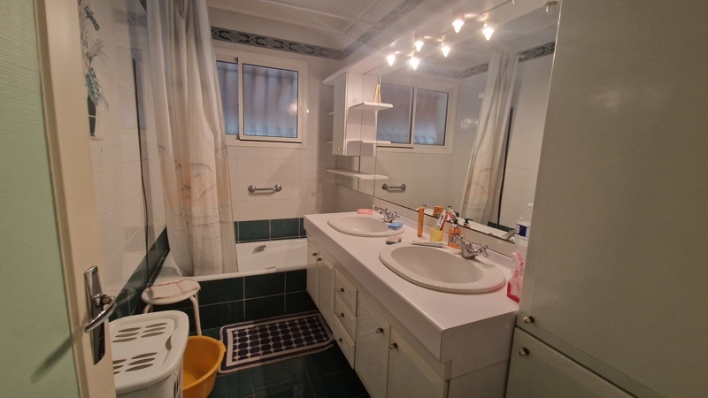 Vente Maison LA REOLE - 4 pièces -110 m² - (33190)
