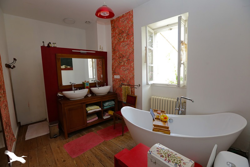 Vente Maison Les Esseintes - 5 pièces -181 m² - (33190)