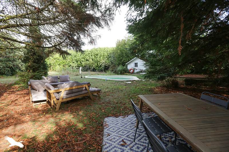 Vente Maison Les Esseintes - 5 pièces -181 m² - (33190)