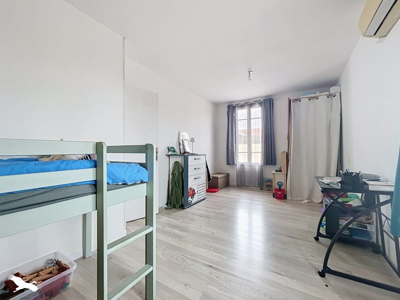 Vente Maison Saint-Maixant - 4 pièces -125 m² - (33490)