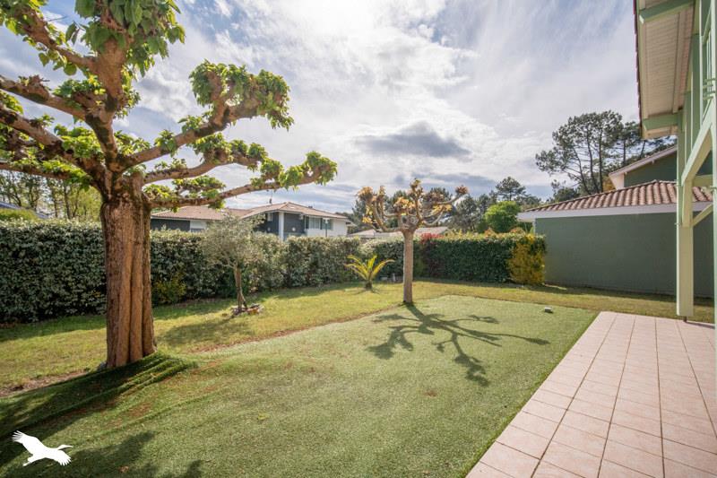 Vente Maison SOUSTONS - 6 pièces -148 m² - (40140)