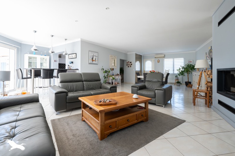 Vente Maison Meschers-sur-Gironde - 4 pièces -166 m² - (17132)