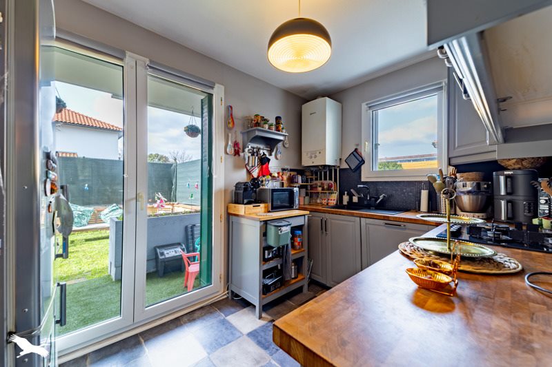 Vente Appartement TOULOUSE - 3 pièces -64 m² - (31300)