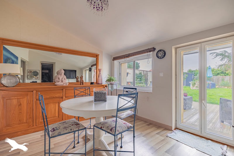 Vente Maison PLASSAY - 5 pièces -135 m² - (17250)