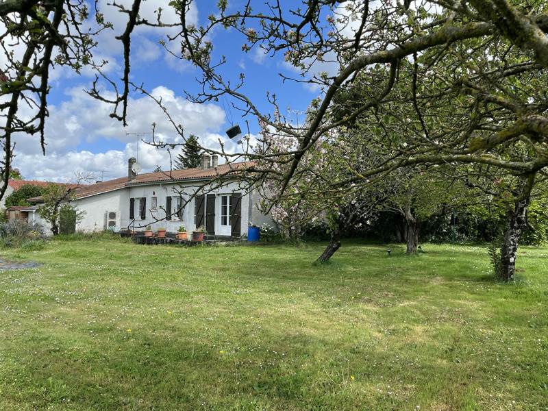 Vente Maison ST PORCHAIRE - 6 pièces -154 m² - (17250)