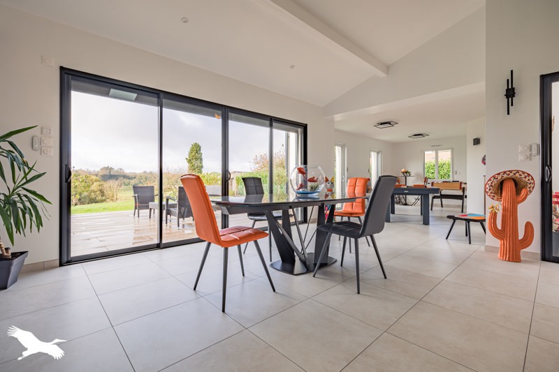 Vente Maison SOULIGNONNE - 6 pièces -237 m² - (17250)
