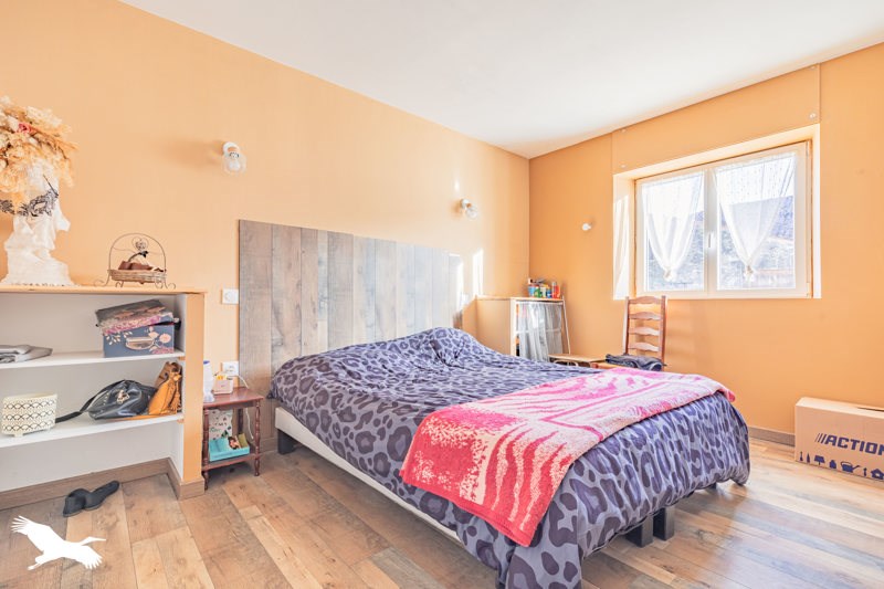 Vente Maison CORME ROYAL - 5 pièces -194 m² - (17600)