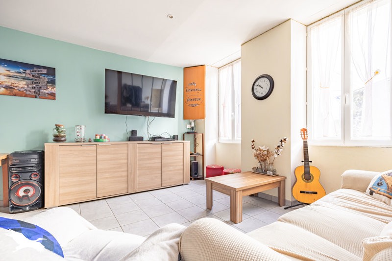 Vente Maison CORME ROYAL - 5 pièces -194 m² - (17600)