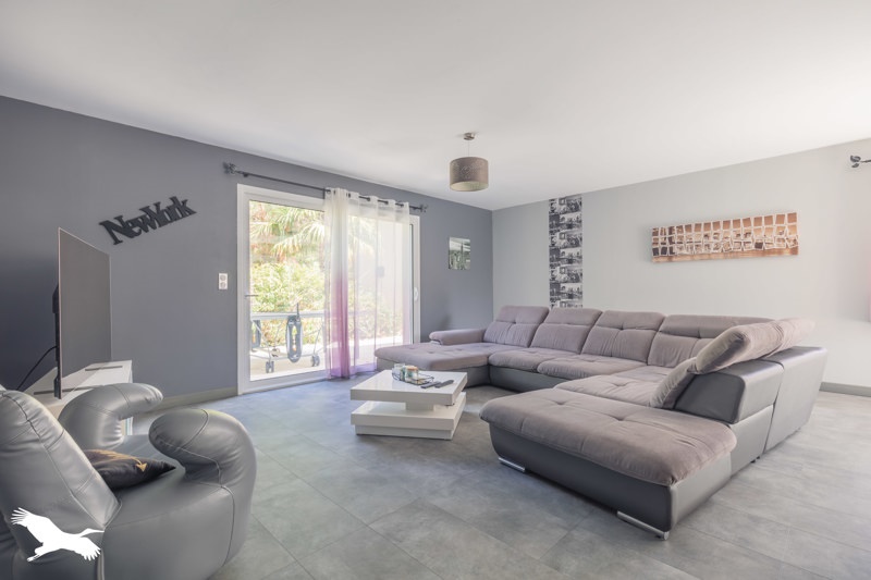 Vente Maison ST PORCHAIRE - 8 pièces -210 m² - (17250)