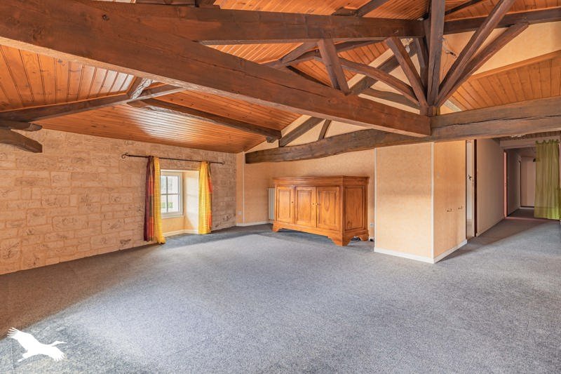 Vente Maison Saint-Sulpice-d'Arnoult - 7 pièces -235 m² - (17250)