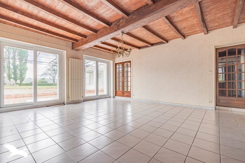 Vente Maison Saint-Sulpice-d'Arnoult - 7 pièces -235 m² - (17250)