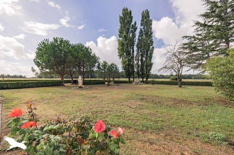 Vente Maison Saint-Sulpice-d'Arnoult 17250 7 pièces - 235 m²