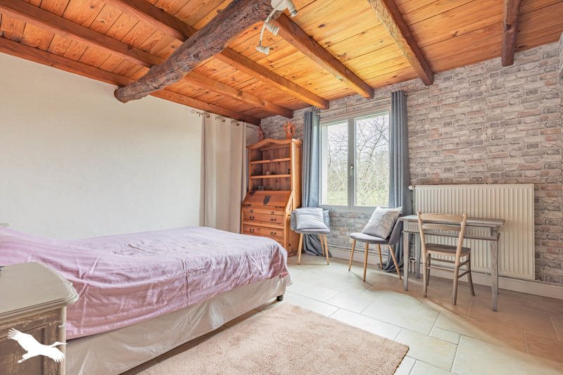 Vente Maison CHAMPAGNE - 8 pièces -221 m² - (17620)