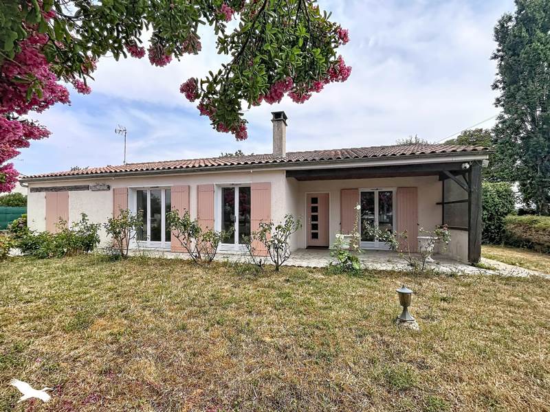 Vente Maison ROMEGOUX - 4 pièces -113 m² - (17250)