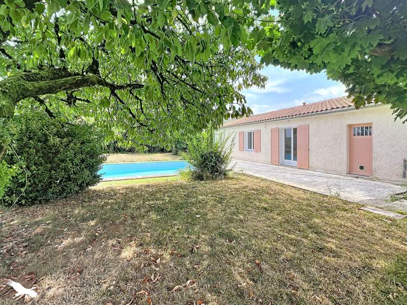 Vente Maison ROMEGOUX - 4 pièces -113 m² - (17250)