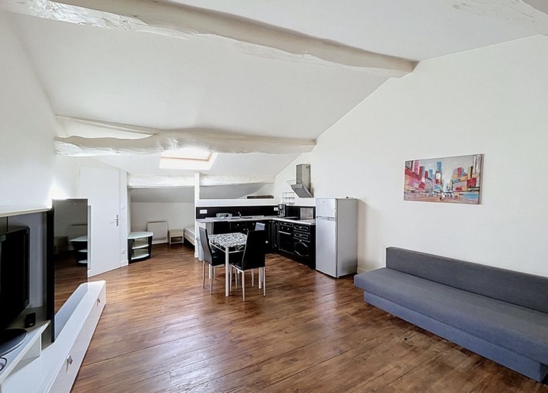 Vente Maison BEURLAY - 5 pièces -148 m² - (17250)