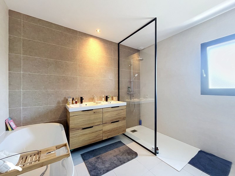 Vente Maison ROMEGOUX - 4 pièces -136 m² - (17250)