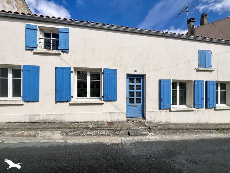 Vente Maison Pont-l'Abbé-d'Arnoult - 5 pièces -112 m² - (17250)