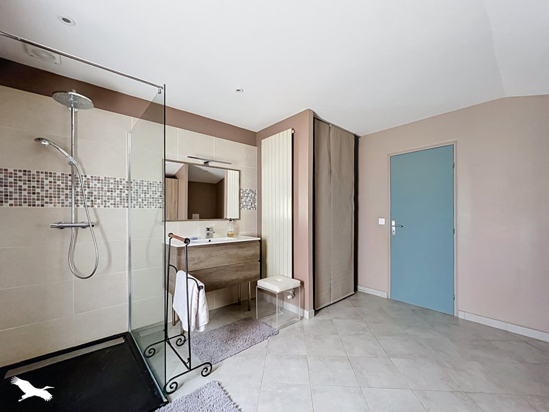 Vente Maison Pont-l'Abbé-d'Arnoult - 5 pièces -180 m² - (17250)