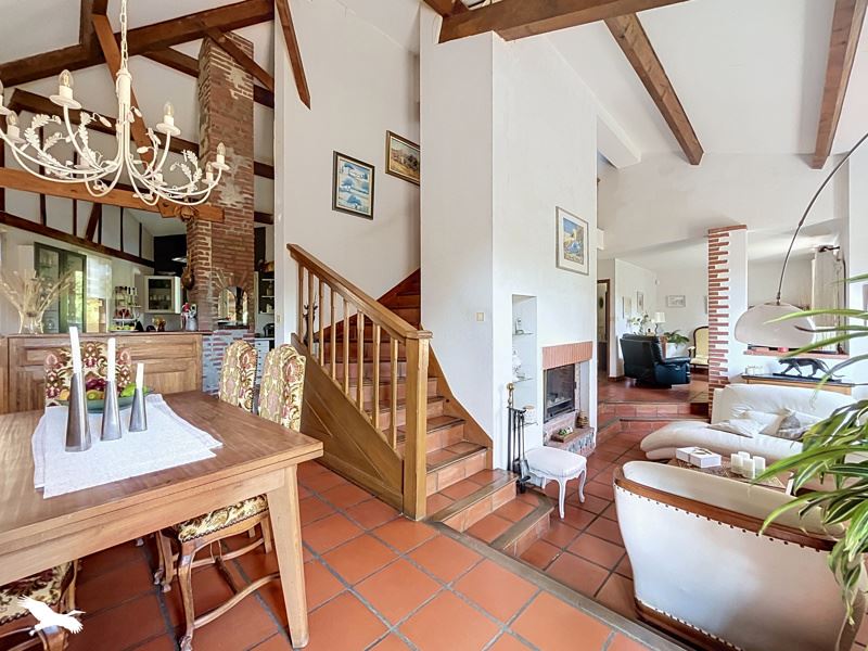 Vente Maison BLAGNAC - 6 pièces -161 m² - (31700)