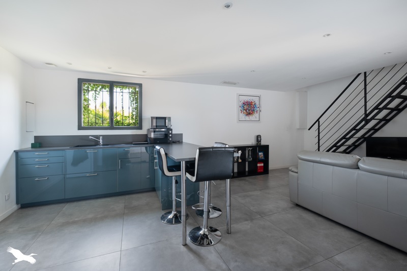 Vente Maison MAUGUIO - 6 pièces -171 m² - (34130)