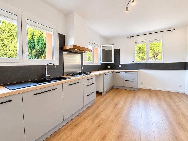 Vente Maison Saint-Aunès - 8 pièces -252 m² - (34130)