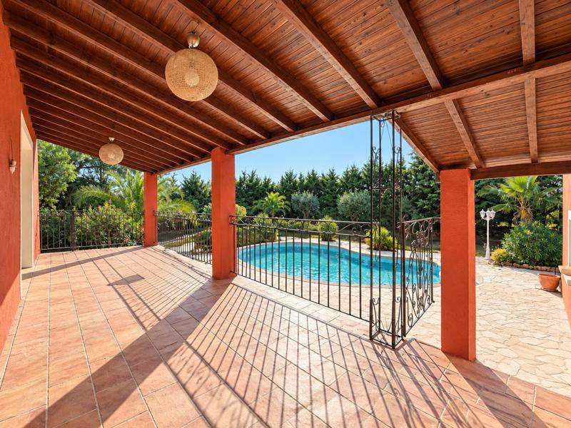 Vente Maison Saint-Aunès - 8 pièces -252 m² - (34130)