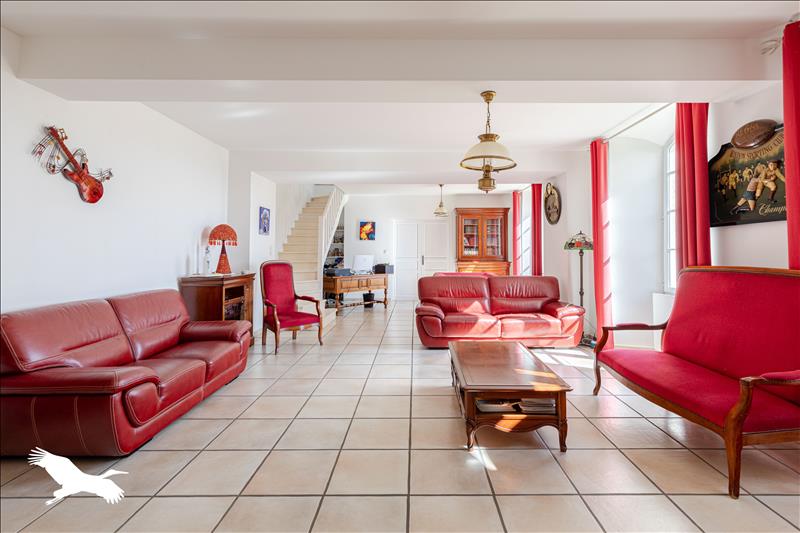 Vente Maison DIRAC - 9 pièces -294 m² - (16410)