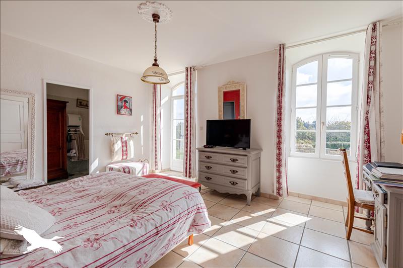 Vente Maison DIRAC - 9 pièces -294 m² - (16410)